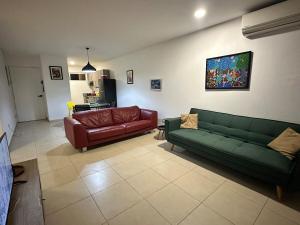 House equipped with 2 bedrooms and 3 pools