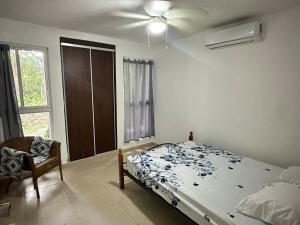 House equipped with 2 bedrooms and 3 pools