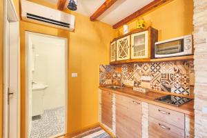 Apartment Clerisseau