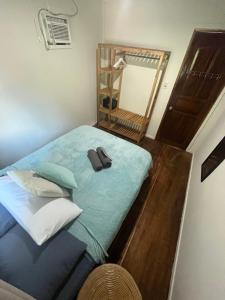 Cozy 2 bedroom Unit, Free gym use, Kitchenette