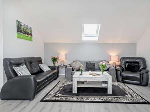 4 Bed in Branston 94516