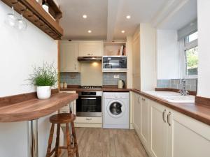 2 Bed in Hayfield 57871