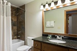 Hilton Vacation Club MountainLoft Gatlinburg