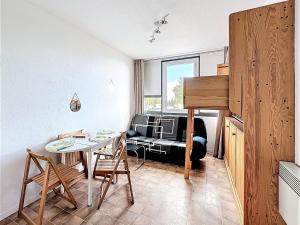 Studio agréable - Accès skis aux pieds - 3 pers - FR-1-267-320