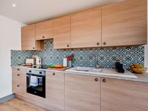 2 Bed in Westward Ho 95428