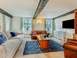 6 Bed in Woolston 95371