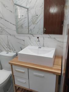 Casa com piscina e ar condicionado perto da Lagoa