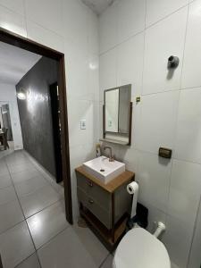 Casa com piscina em Itanhaem perto da praia