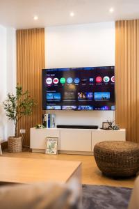 Bluebell Housen Maehia - Minimal 3BR House near Chiang Mai International Airport