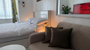 Serene Haven with Skyline View