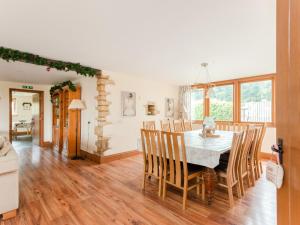 6 Bed in Woodstock CC028