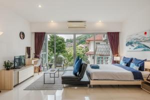 Chic Condo by Bcare - Purple Rose