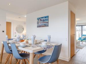 3 Bed in Westward Ho 52930