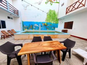 Cozy apartment 4 blocks from the beach