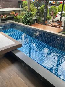 Suvarnabhumi Mansion