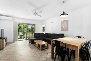 Walk To The Beach in Pialba