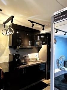 cozy luxe condo staycation