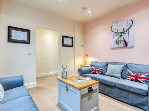 3 Bed in Tideswell 77955