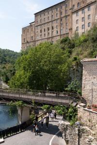 LIsola degli Opifici