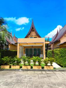 Siam Royal View Resort Apartments