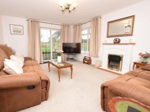 2 Bed in Pembroke 47640