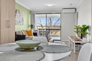 Central Rockingham Escape 2BR 2BA Apartment