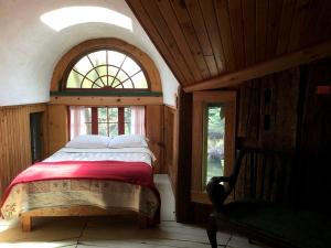 Secluded and Relaxing Luxury Cabin Rental in Adirondack Park