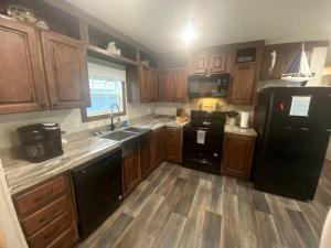 Incredible Cottage with Fire Pit in Dunnellon, Florida