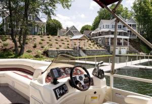 Four-Bedroom Luxury House Rental on Pontoosuc Lake in the Berkshires