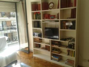 Mena House en Recoleta 3 Bed 2 Bath - Piso Alto