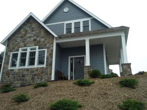 Spacious Guest Cottage Rental on Lake in The Berkshires, Massachusetts