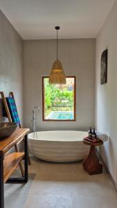 Brand New 3BR Casa Daun Villa Ubud w private pool