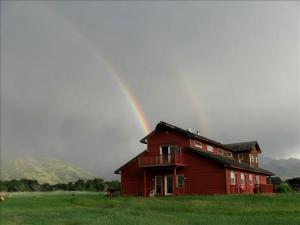 Remote Six-Bedroom Lodge for Rent near the Chico Hot Springs, Montana