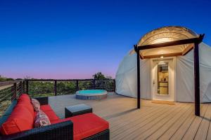 Gorgeous Dome Tent Rental for Romantic Vacations in Texas