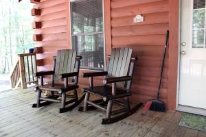 Idyllic Cabin Rental Nestled in the Forest near Summersville, West Virginia