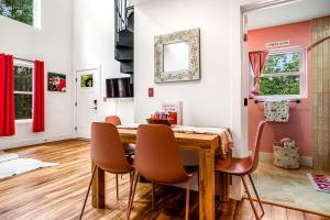 Unique Barbie-Themed Pink Cabin in Black Mountain, North Carolina