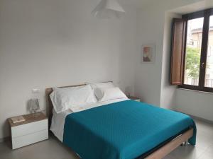 Una finestra su San Bernardino