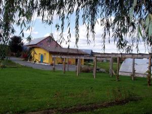 Pet-Friendly Cottage in a Working Farm near Hudson, New York