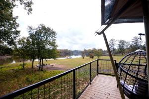 Luxurious Safari Tent for a Romantic Getaway in Cedar Bluff, Alabama