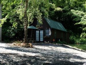 Tiny House Rental for Two on Lake Chatuge in Hiawassee, Georgia - Ubytování bez kategorie ve městě Hiawassee