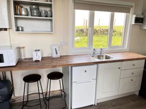 Fantastic Off-Grid Tiny House Fully Equipped with Beautiful Countryside Views in Ireland