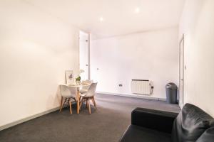 Fabulous Central Blackburn 1 Bed Apartment