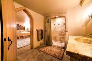 Regal Castle Suite for a Luxury Getaway to Lake George in Upstate New York