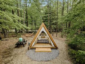 Incredible Safari Tent with Sauna in North Woodstock, New Hampshire - Ubytování bez kategorie ve městě Woodstock