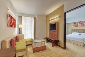 Four Points by Sheraton Hotel and Serviced Apartments Pune