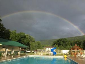 Rustic Cabin Rental on Family-Friendly Campsite near Harrisburg, Pennsylvania