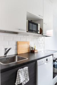 Cosy downtown apartment with balcony