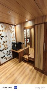 Hotel Basera Vrindavan