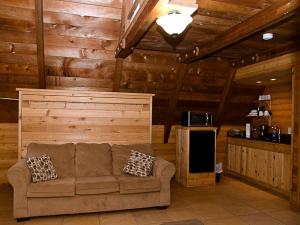 Delightful Vacation Cabins in Mount Juliet near Nashville, Tennessee