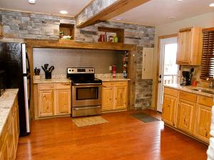 Delightful Vacation Cabins in Mount Juliet near Nashville, Tennessee